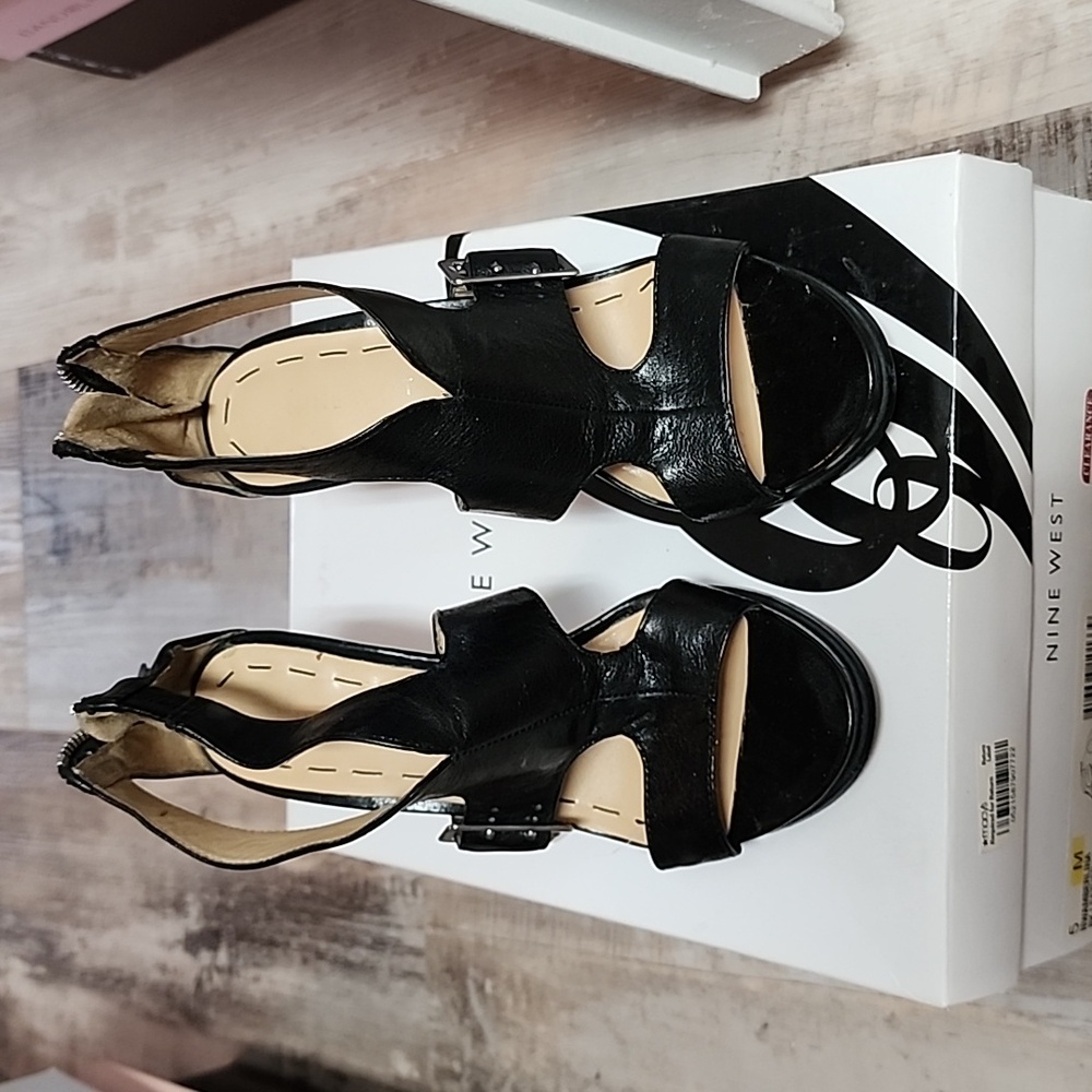 Platform heel